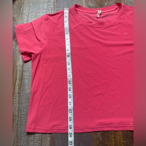 Lululemon Athletica lightweight Tennis Crewneck Tee - Picture 7 of 7